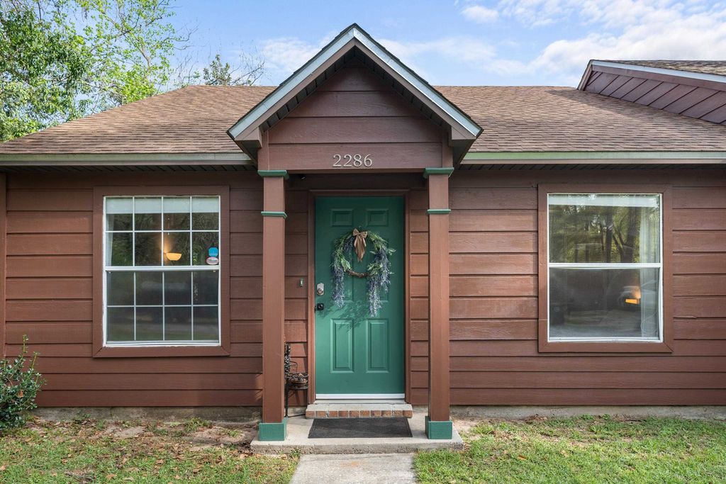 Photo of 2286 Hartsfield Way Way, Tallahassee, FL 32303 (MLS # 399631)