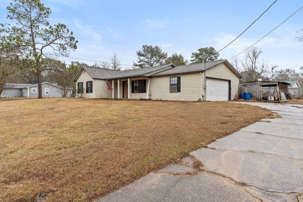 Photo of 7261 Kidd Drive, Tallahassee, FL 32303 (MLS # 396015)