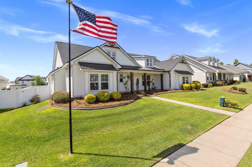 Photo of 3038 Four Oaks Boulevard, Tallahassee, FL 32311 (MLS # 398339)