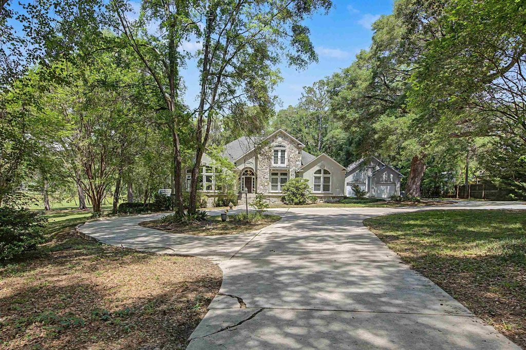 Photo of 2990 Elwood Drive, Tallahassee, FL 32309 (MLS # 398653)
