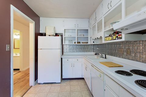 Tiny photo for 1561 Jacks Drive #B, Tallahassee, FL 32301 (MLS # 393342)