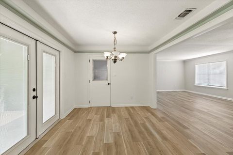 Tiny photo for 2752 Raintree Circle, Tallahassee, FL 32308 (MLS # 395331)