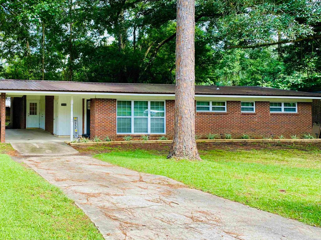 Photo of 1113 Buckingham Drive, Tallahassee, FL 32308 (MLS # 391734)
