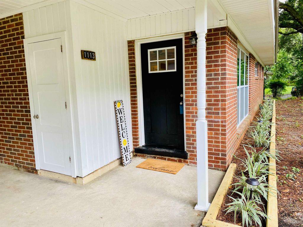 Photo of 1113 Buckingham Drive, Tallahassee, FL 32308 (MLS # 391734)