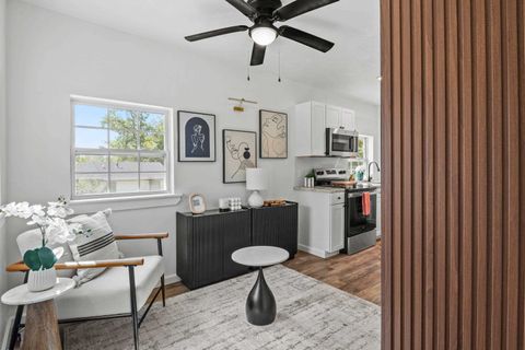 Tiny photo for 900 Taylor Street #A&B, Tallahassee, FL 32310 (MLS # 394799)