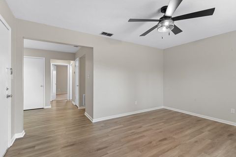 Tiny photo for 1640 Willow Bend Way #-, Tallahassee, FL 32301 (MLS # 392045)