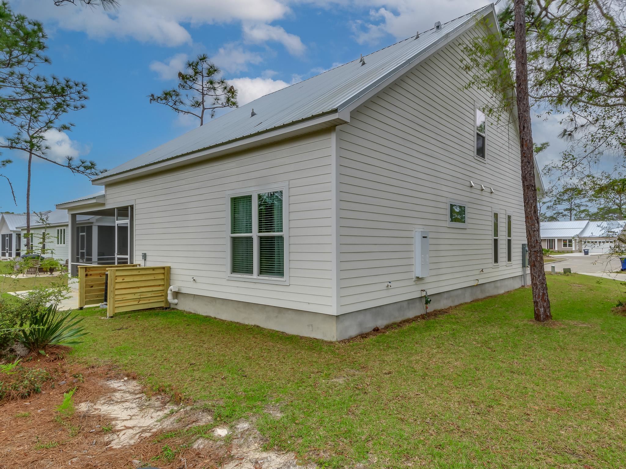 346 Royal Tern Court