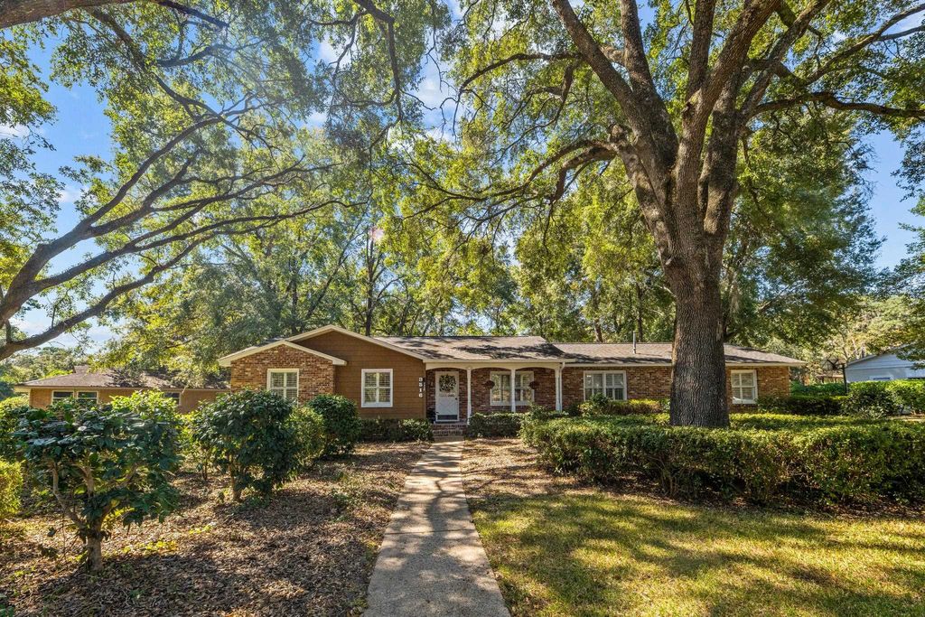 Photo of 3516 KILKENNY Drive, Tallahassee, FL 32309 (MLS # 392312)