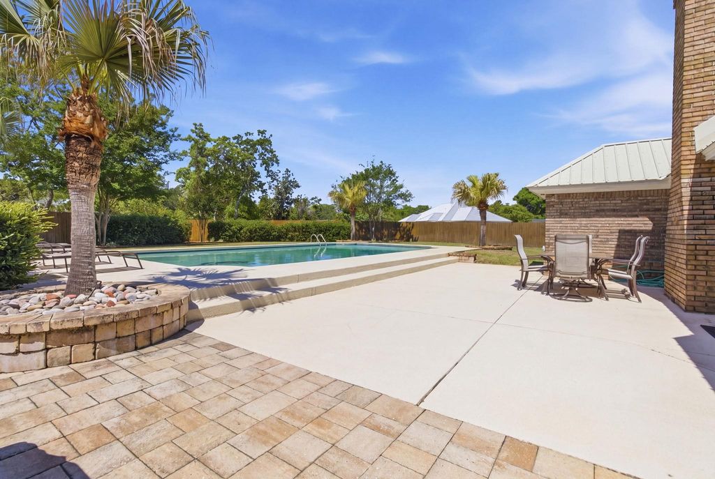 Photo of 307 Spanish Moss Trail Trl, Destin, FL 32541 (MLS # 399303)