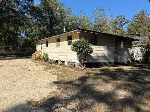 Photo of 5282 McNeill Boulevard, Tallahassee, FL 32305 (MLS # 393931)
