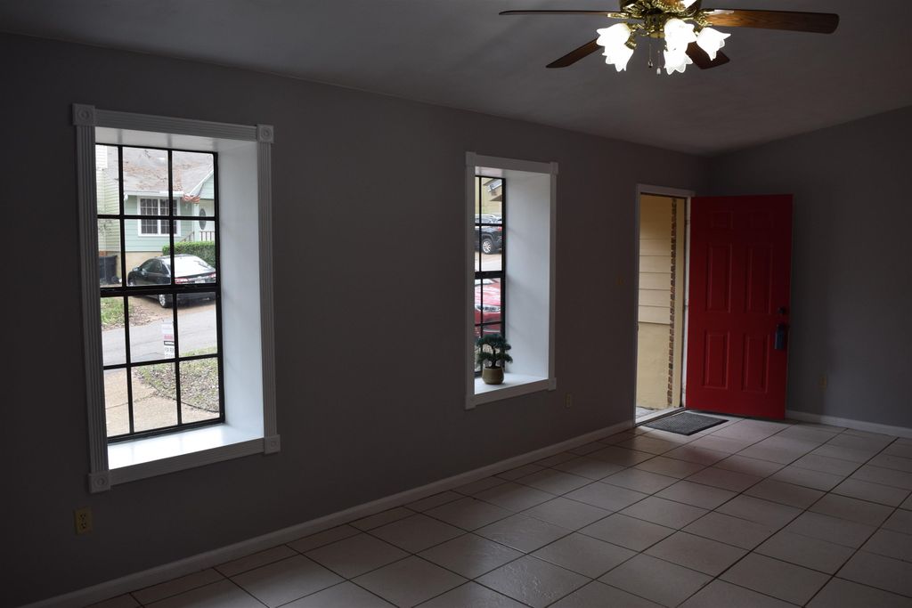Photo of 2654 MILLBANK Drive, Tallahassee, FL 32301 (MLS # 395769)