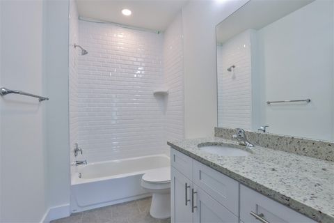 Tiny photo for 429 Saint Francis Street #3, Tallahassee, FL 32301 (MLS # 315382)