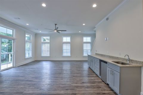 Tiny photo for 429 Saint Francis Street #3, Tallahassee, FL 32301 (MLS # 315382)