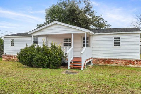 2850 Saint John Street Marianna FL 32448