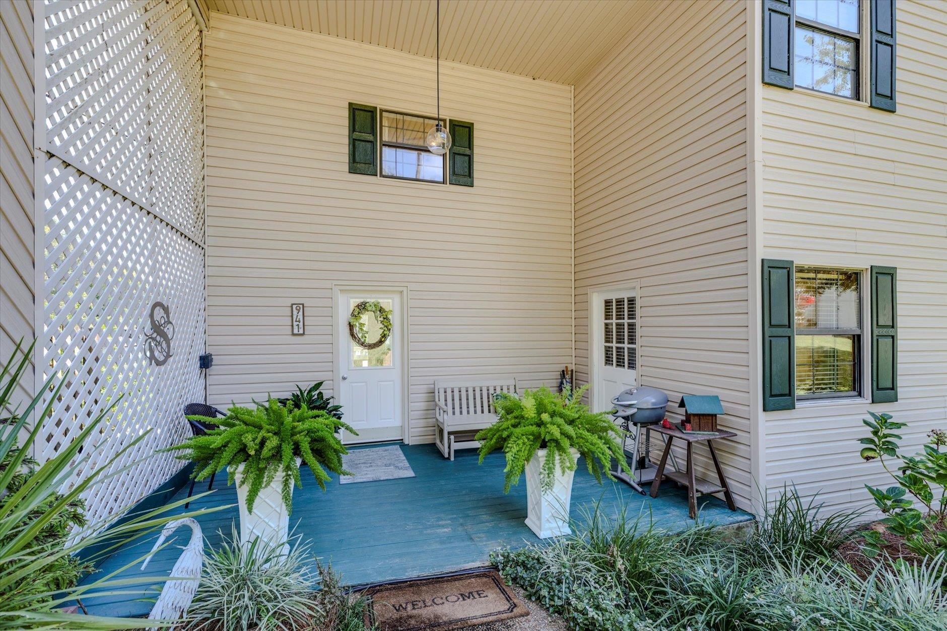 941 Drake Acres Road