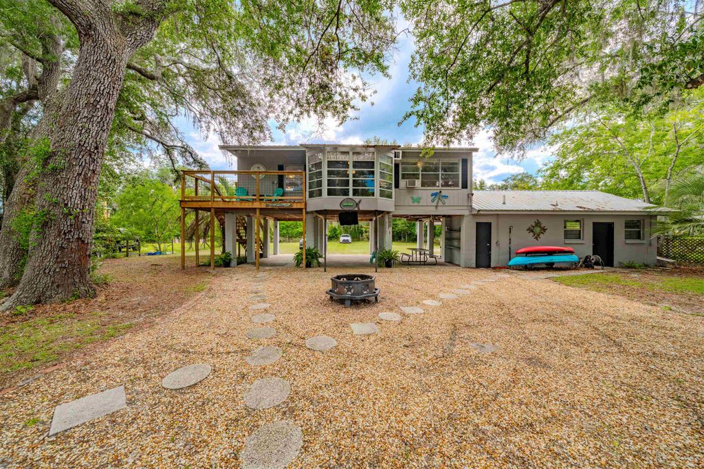 Photo of 671 NE Gold Dust Road, Branford, FL 32008 (MLS # 401062)