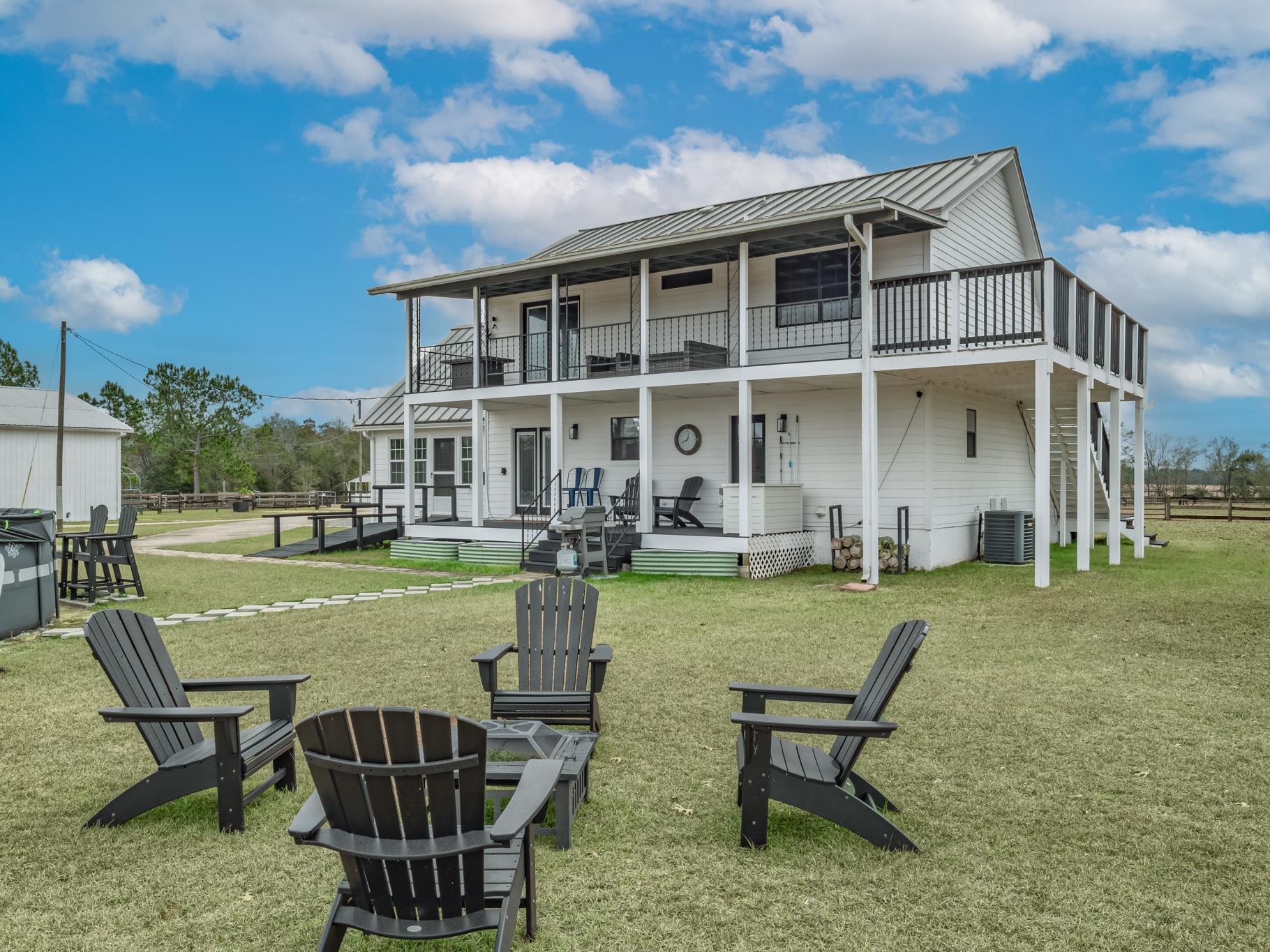 289 Mockingbird Lane