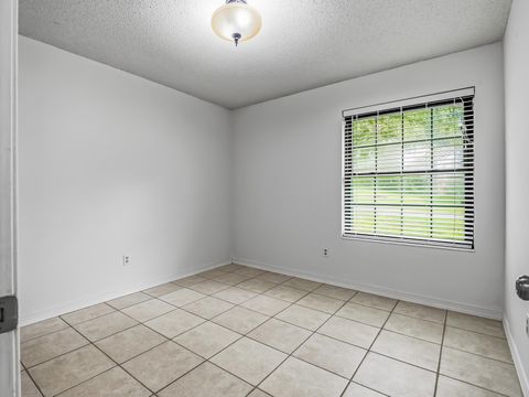Tiny photo for 1633 Hedgefield Court, Tallahassee, FL 32308 (MLS # 402434)