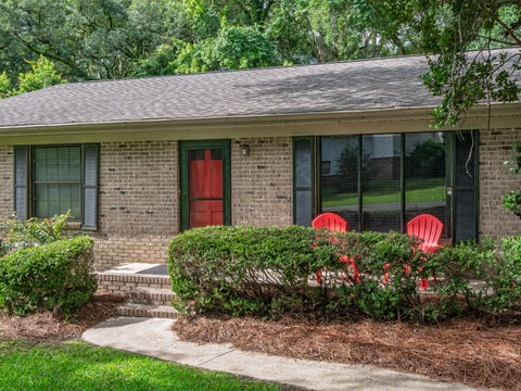 Tiny photo for 1633 Hedgefield Court, Tallahassee, FL 32308 (MLS # 402434)