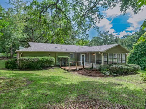 Tiny photo for 1633 Hedgefield Court, Tallahassee, FL 32308 (MLS # 402434)
