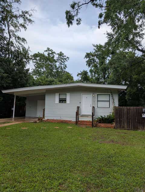 Photo of 1513 Atkamire Drive #A, Tallahassee, FL 32304 (MLS # 402266)