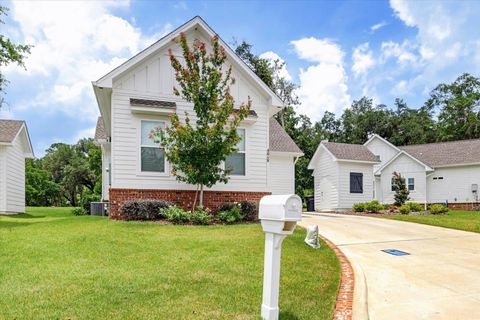 Tiny photo for 4068 Poets Trail, Tallahassee, FL 32311 (MLS # 401910)