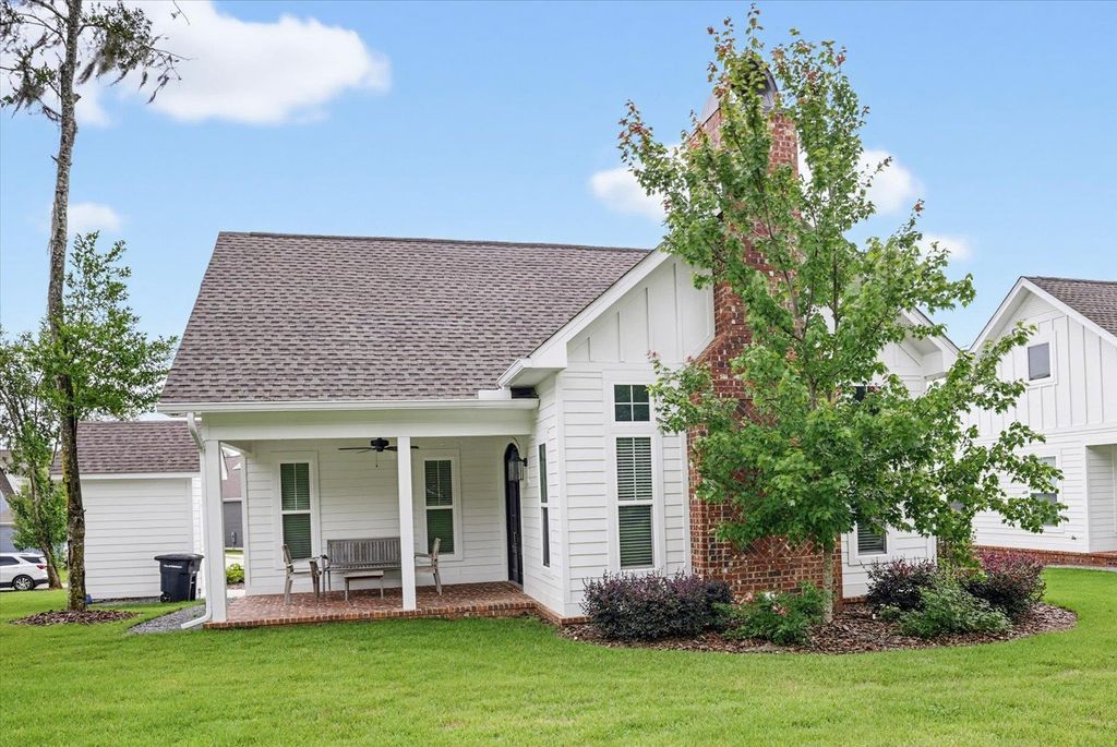 Photo of 4068 Poets Trail, Tallahassee, FL 32311 (MLS # 401910)