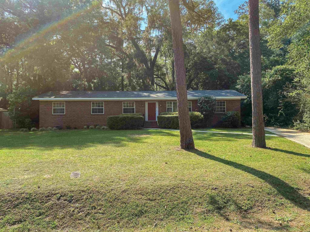 Photo of 1908 Rosedale Drive, Tallahassee, FL 32303 (MLS # 399863)
