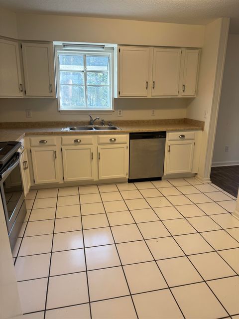 Tiny photo for 255 SKATE Drive, Tallahassee, FL 32312 (MLS # 397786)