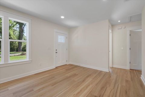 Tiny photo for 1602 Carruthers Street, Tallahassee, FL 32308 (MLS # 386139)