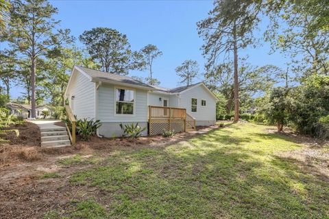 Tiny photo for 1602 Carruthers Street, Tallahassee, FL 32308 (MLS # 386139)