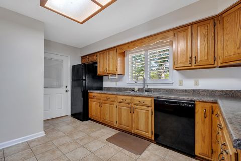 Tiny photo for 142 Lake Laurie Circle, Quincy, FL 32352 (MLS # 399351)