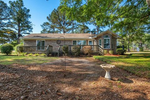 Tiny photo for 142 Lake Laurie Circle, Quincy, FL 32352 (MLS # 399351)