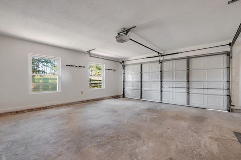 Tiny photo for 142 Lake Laurie Circle, Quincy, FL 32352 (MLS # 399351)