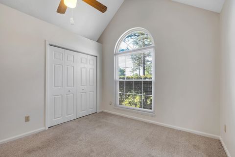 Tiny photo for 142 Lake Laurie Circle, Quincy, FL 32352 (MLS # 399351)