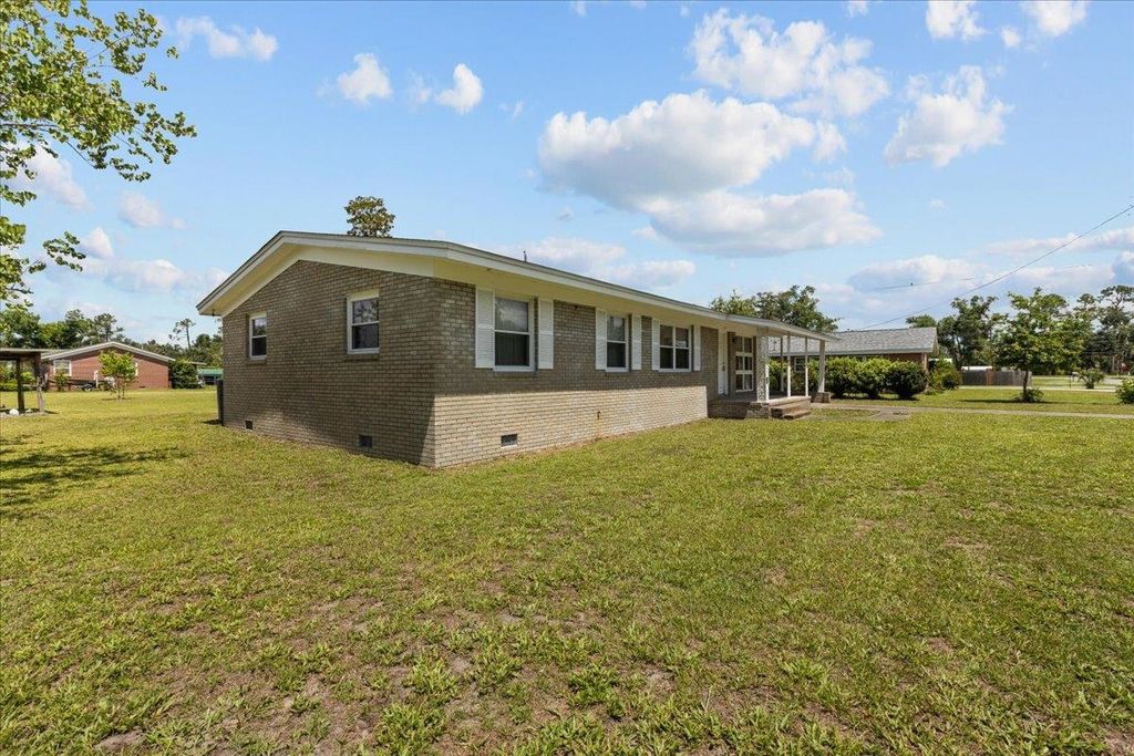 Photo of 203 Forest Circle, Perry, FL 32347 (MLS # 393651)