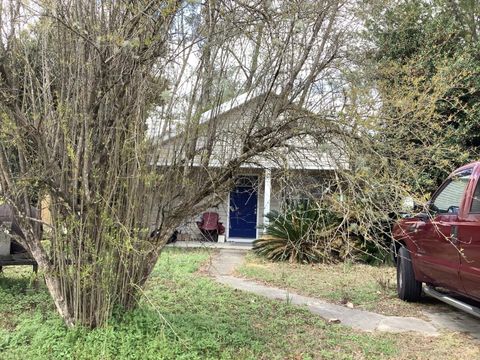 56 Chickat Trail Crawfordville FL 32327