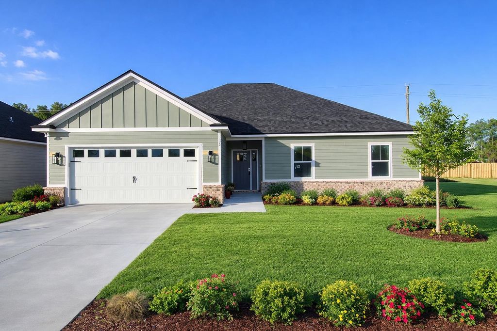 Photo of 10 Divine Loop, Crawfordville, FL 32327 (MLS # 395536)