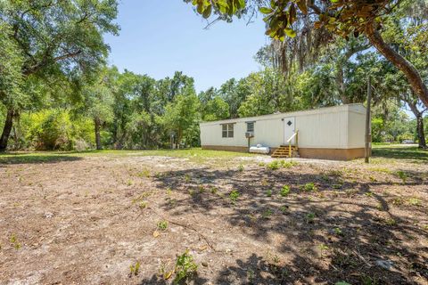 Tiny photo for 625 Maple Street, Alligator Point, FL 32346 (MLS # 401963)