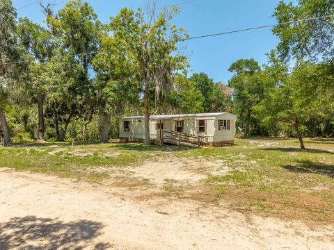 Tiny photo for 625 Maple Street, Alligator Point, FL 32346 (MLS # 401963)