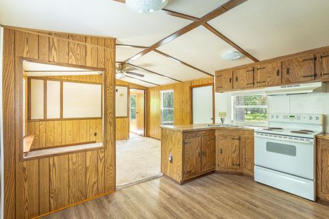 Tiny photo for 625 Maple Street, Alligator Point, FL 32346 (MLS # 401963)
