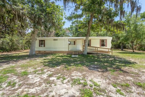 Tiny photo for 625 Maple Street, Alligator Point, FL 32346 (MLS # 401963)