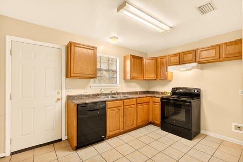 Tiny photo for 766 Wailes Street, Tallahassee, FL 32310 (MLS # 400924)
