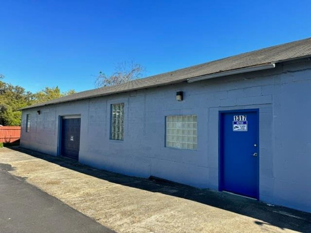 Photo of 1317 Mahan Drive #2, Tallahassee, FL 32308 (MLS # 394581)