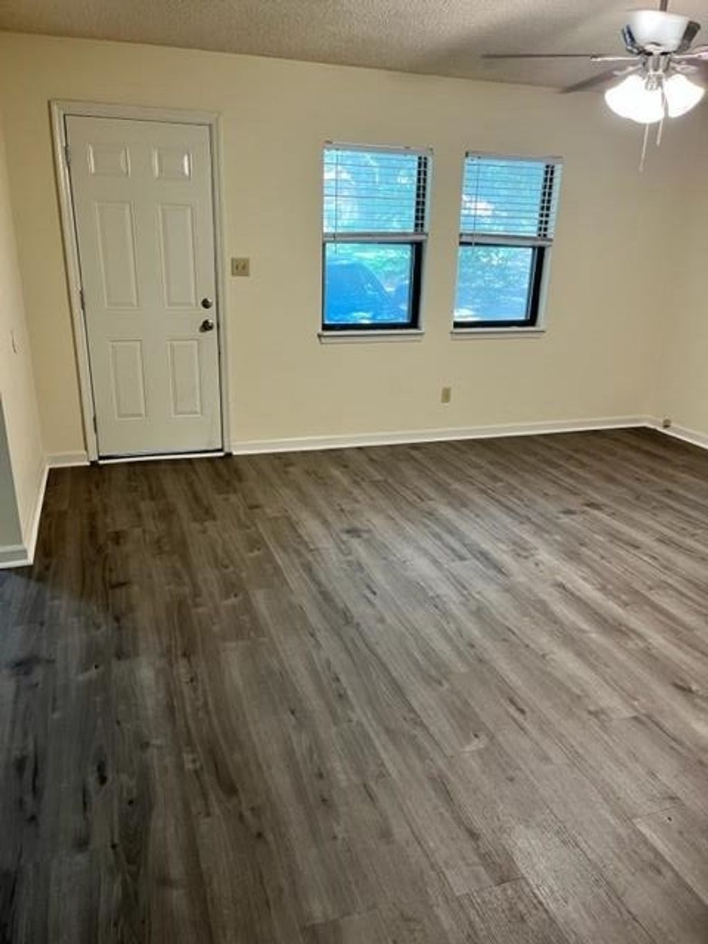 Photo of 1501 Twin Lakes Circle, Tallahassee, FL 32301 (MLS # 396757)