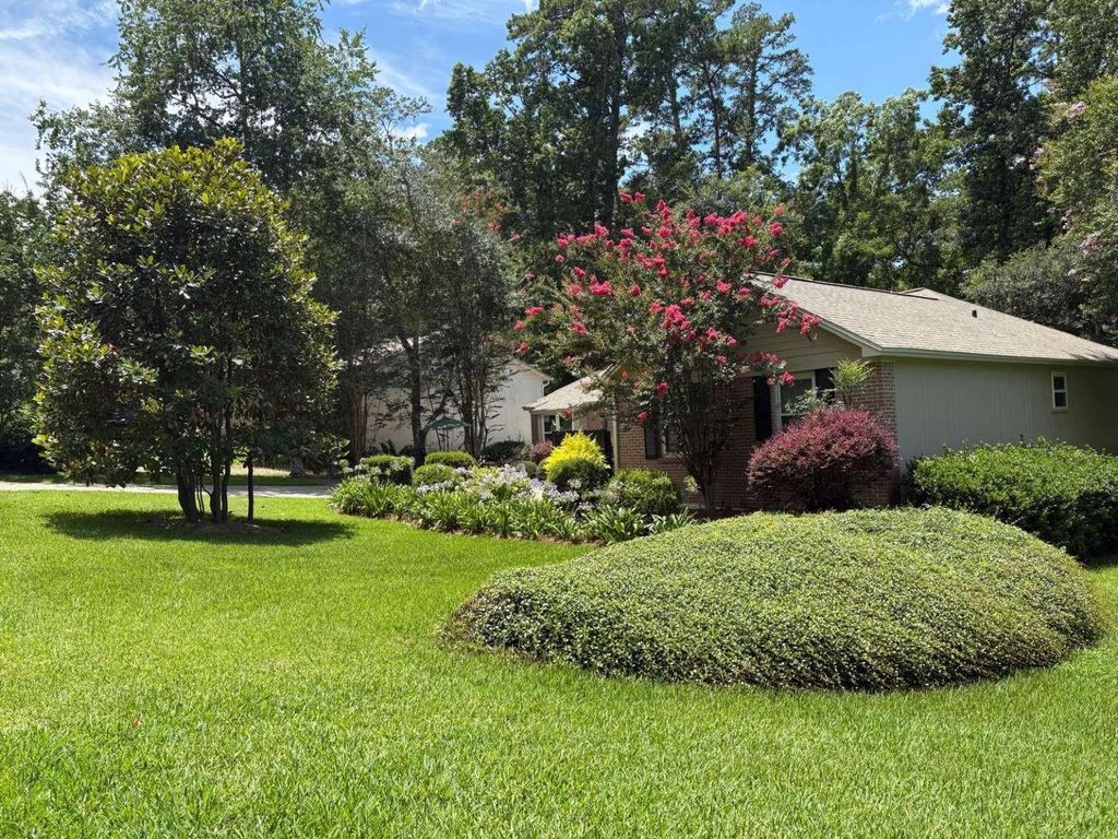 Photo of 3045 HARPERS FERRY Drive, Tallahassee, FL 32308 (MLS # 391862)