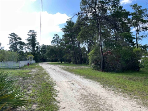 Tiny photo for xxx Peggy Lane, Carrabelle, FL 32322 (MLS # 401495)