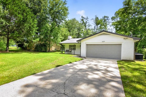 Tiny photo for 2609 Vassar Road, Tallahassee, FL 32309 (MLS # 402651)