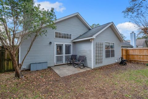 Tiny photo for 2756 Mcfarlane Court, Tallahassee, FL 32303 (MLS # 395612)