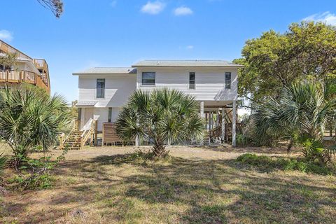 Tiny photo for 214 HARBOR Circle, Alligator Point, FL 32346 (MLS # 399016)